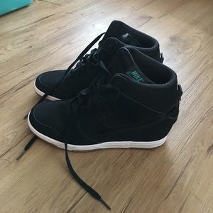 Women's Dunk Sky HI Essential